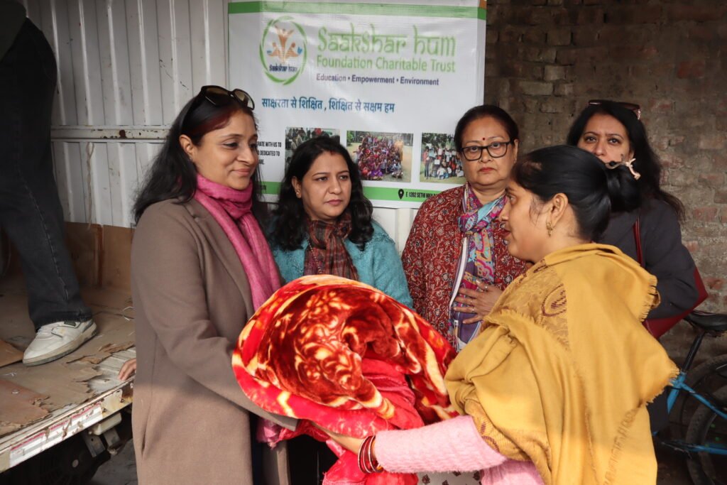 Children in a Saakshar Hum education programme